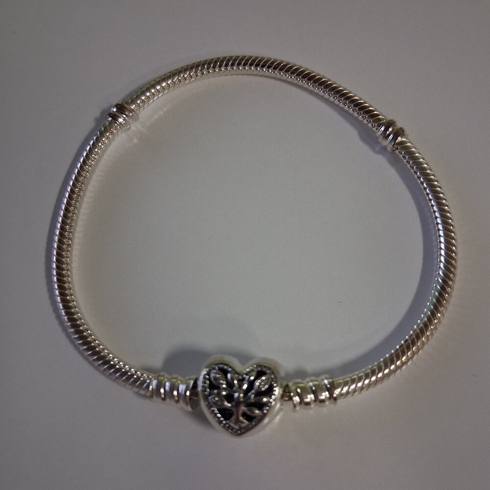 PANDORA Heart Clasp Snake Chain Bracelet with Cubic Zirconia & Black Enamel 7.1"